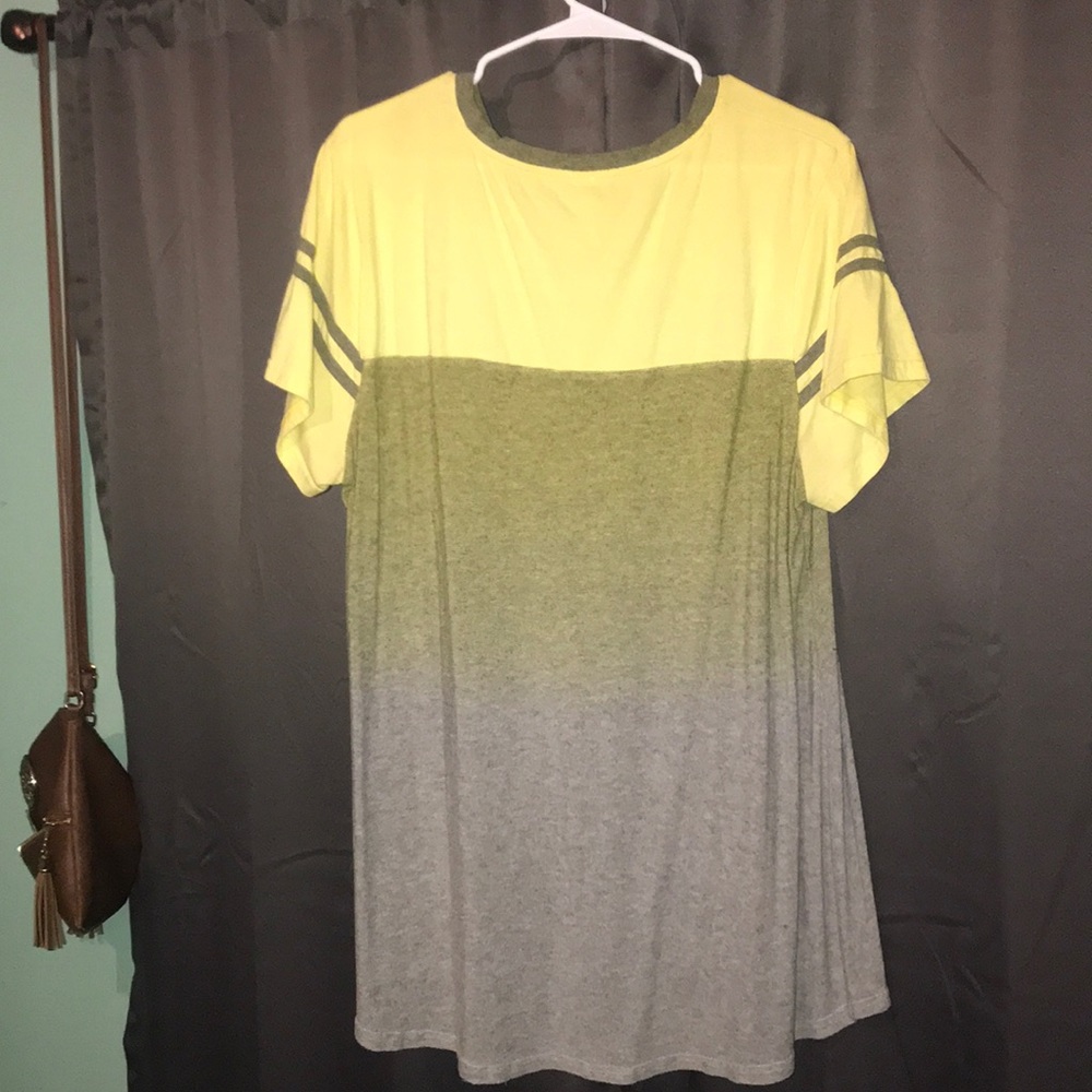Shirt - Picture 3 of 3
